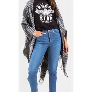 Levi’s Wedgie Skinny Buttonfly Jeans 28